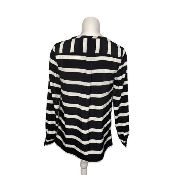 GAP Black White Stripe‎ Pocket Henley Top XS NEW - Picture 3 of 7
